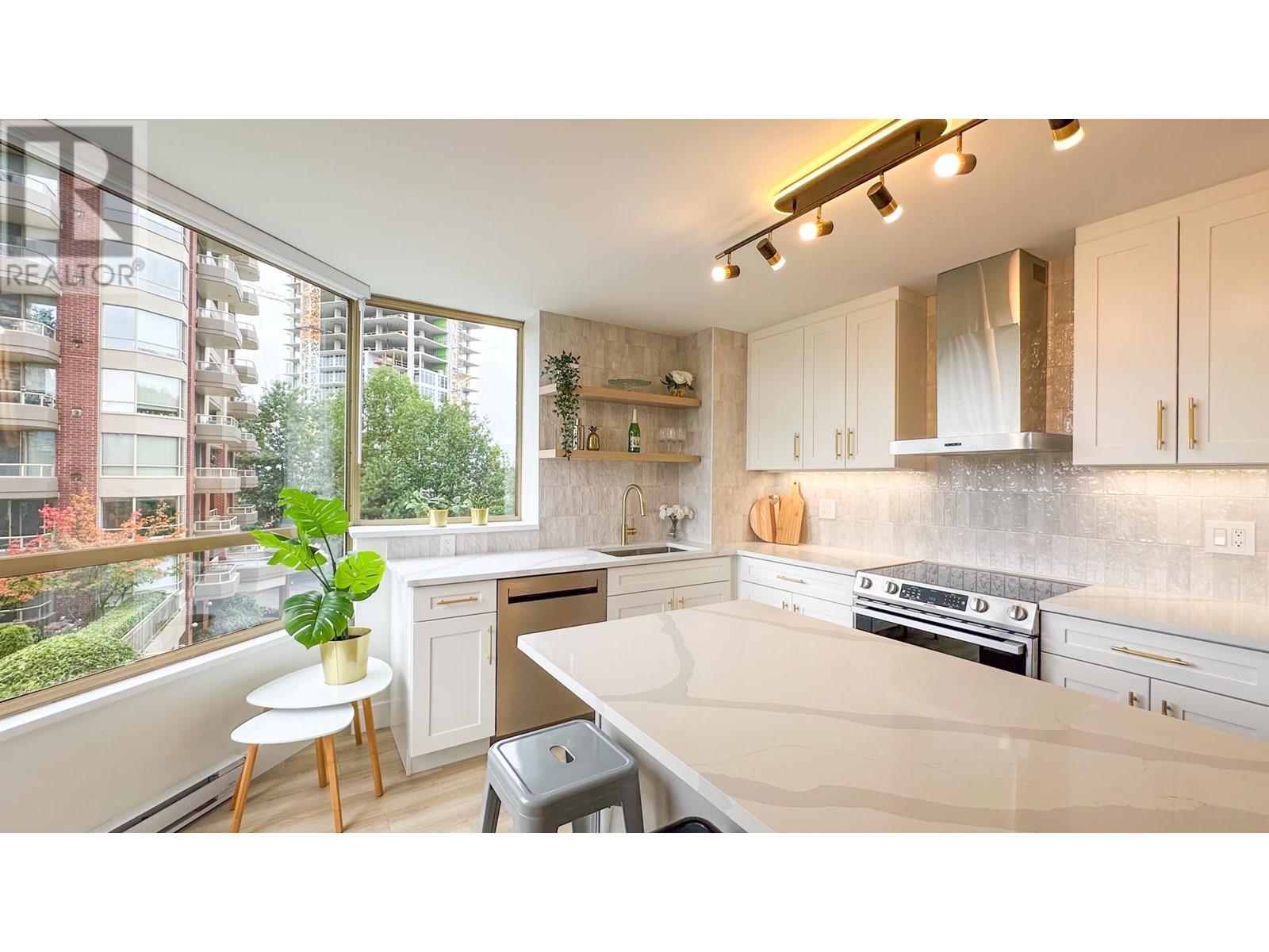 501 738 Farrow Street, Coquitlam, British Columbia  V3J 7V4 - Photo 5 - R2819612
