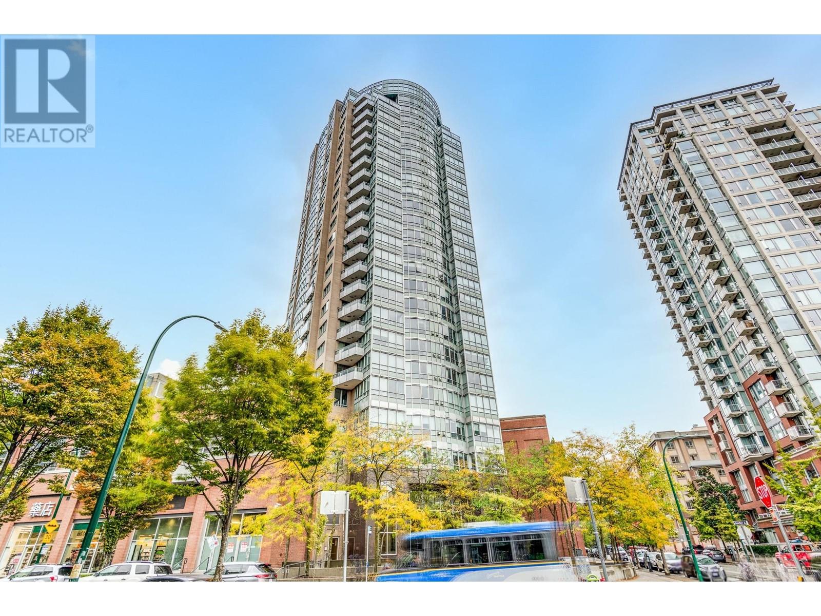 1006 63 KEEFER PLACE, vancouver, British Columbia
