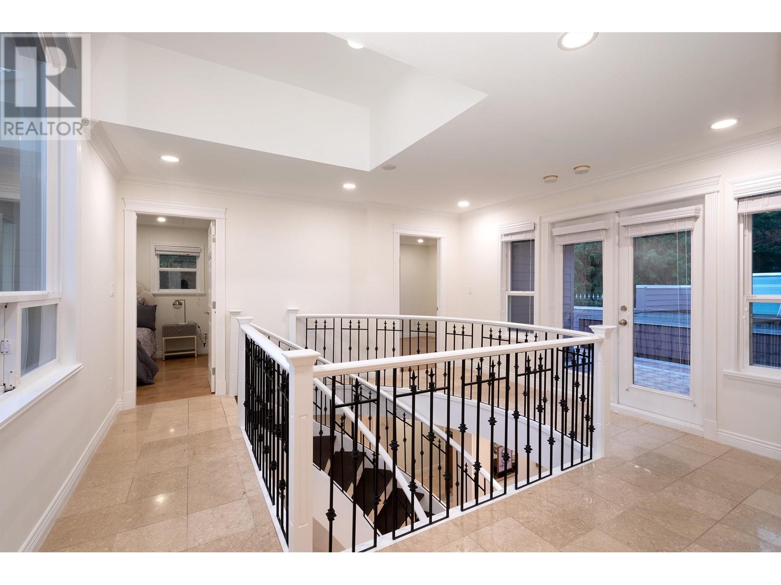 1219 Arborlynn Drive, North Vancouver, British Columbia  V7J 2V5 - Photo 28 - R2819606