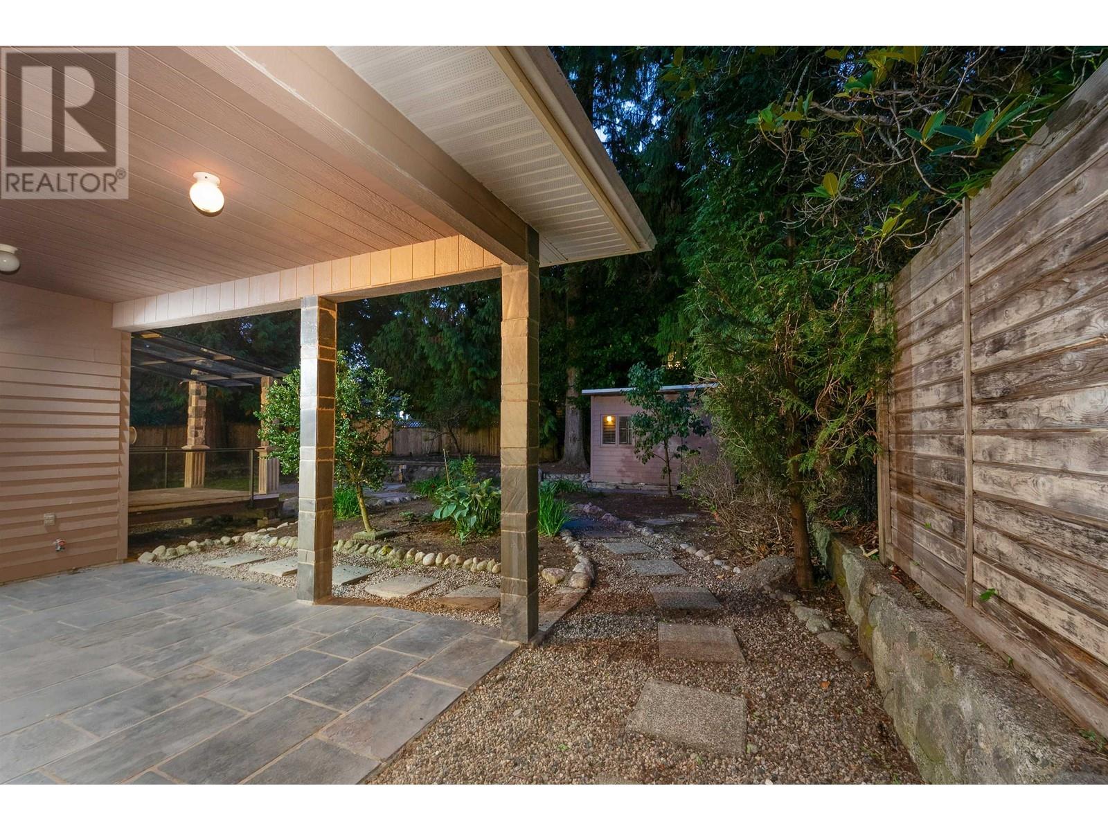 1219 Arborlynn Drive, North Vancouver, British Columbia  V7J 2V5 - Photo 40 - R2819606