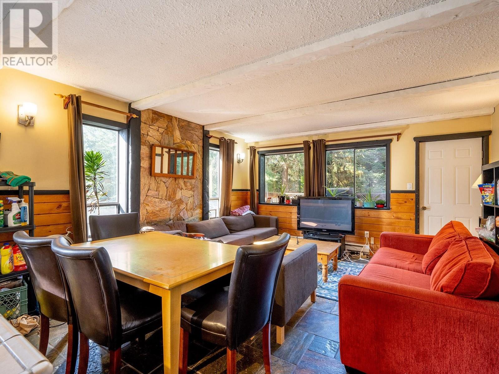 7425 Ambassador Crescent, Whistler, British Columbia  V8E 0E4 - Photo 14 - R2819642