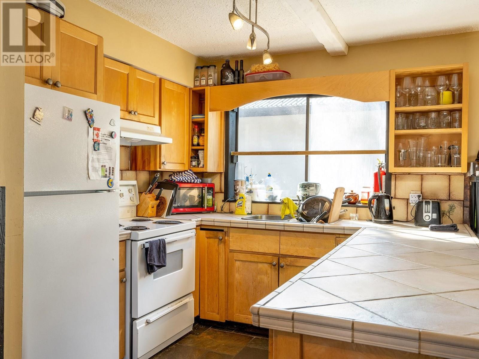 7425 Ambassador Crescent, Whistler, British Columbia  V8E 0E4 - Photo 16 - R2819642