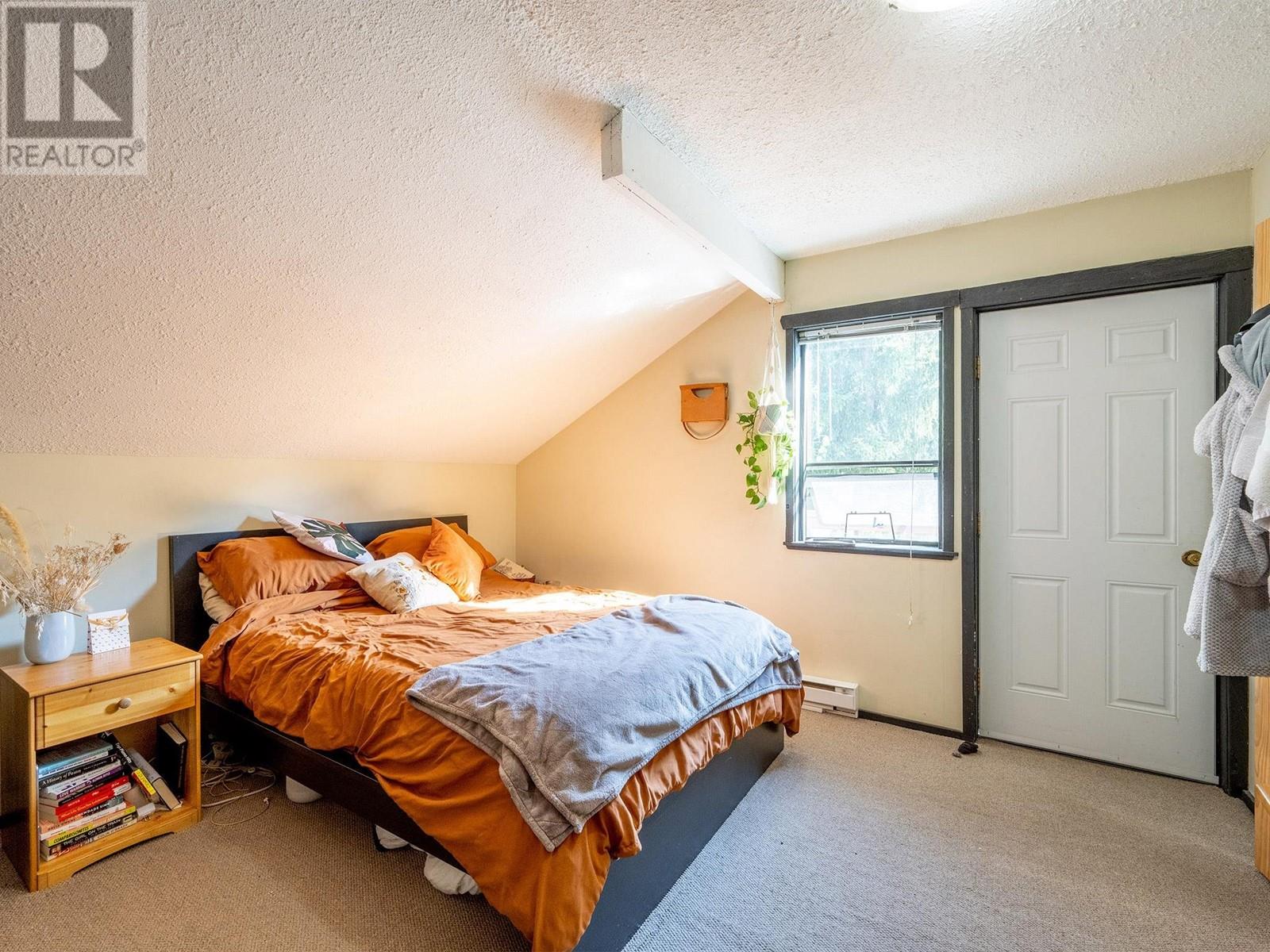 7425 Ambassador Crescent, Whistler, British Columbia  V8E 0E4 - Photo 19 - R2819642