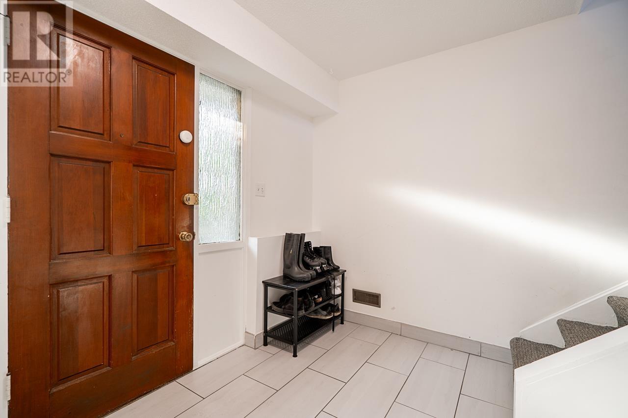 4634 Henry Street, Vancouver, British Columbia  V5V 4Z1 - Photo 5 - R2819668