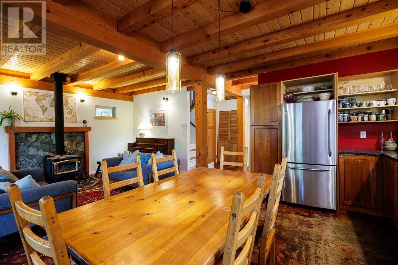 1256 Eagles Nest Road, Bowen Island, British Columbia  V0N 1G1 - Photo 7 - R2818952
