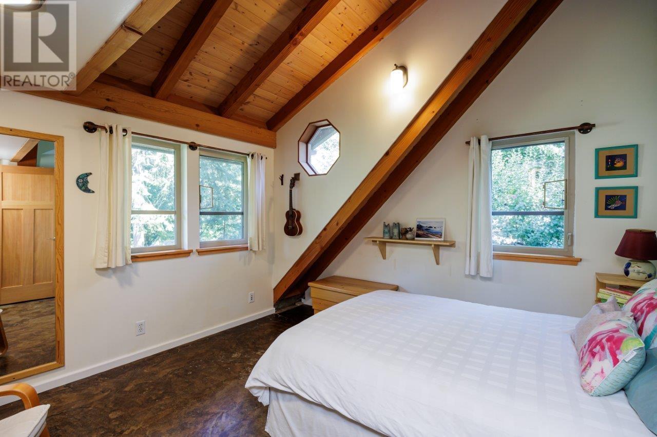 1256 Eagles Nest Road, Bowen Island, British Columbia  V0N 1G1 - Photo 13 - R2818952