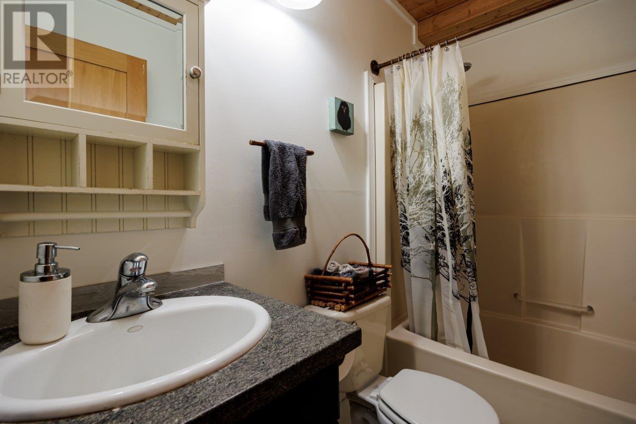1256 Eagles Nest Road, Bowen Island, British Columbia  V0N 1G1 - Photo 18 - R2818952