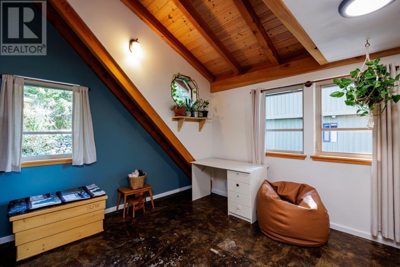 1256 Eagles Nest Road, Bowen Island, British Columbia  V0N 1G1 - Photo 14 - R2818952