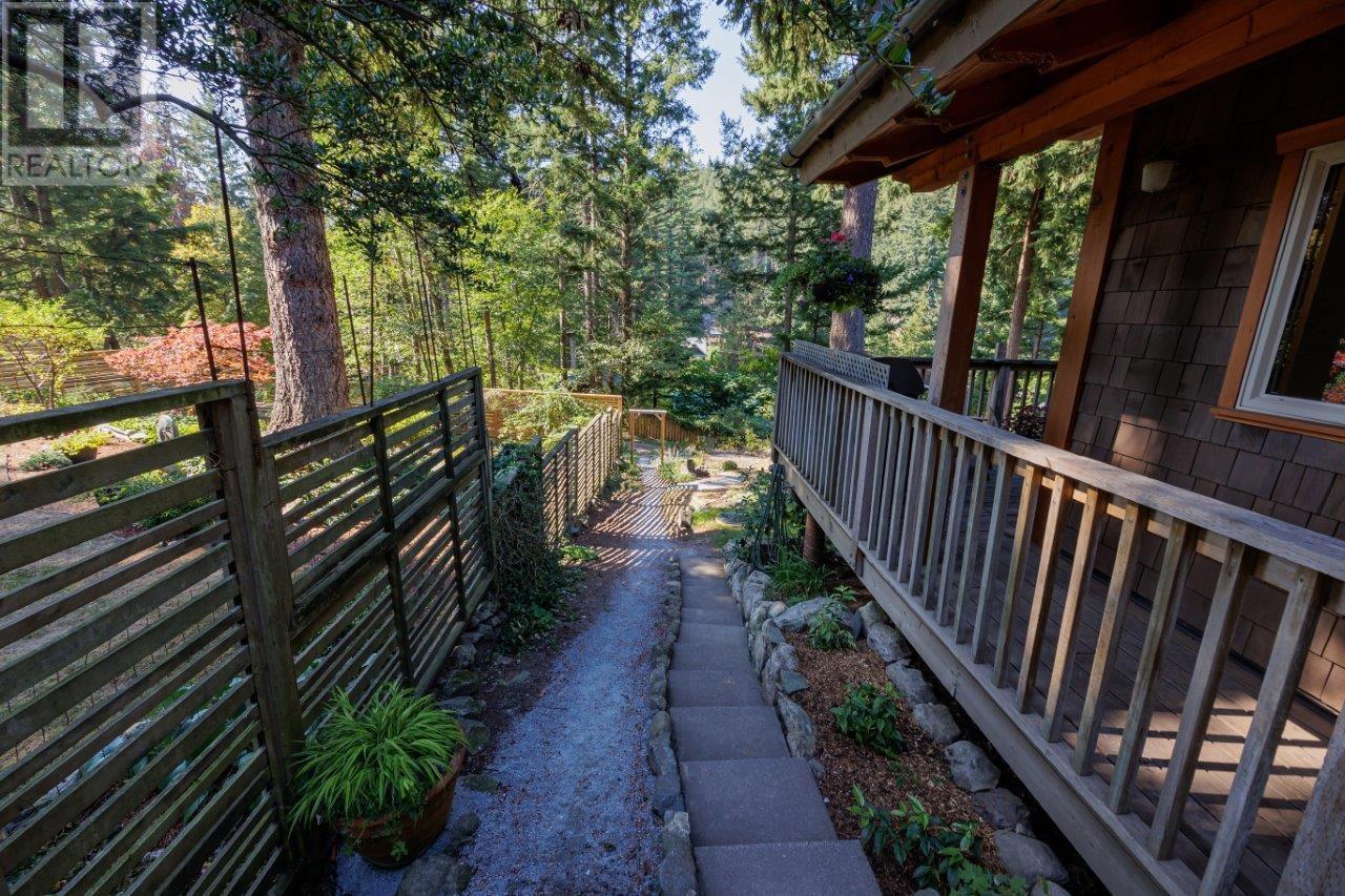 1256 Eagles Nest Road, Bowen Island, British Columbia  V0N 1G1 - Photo 24 - R2818952