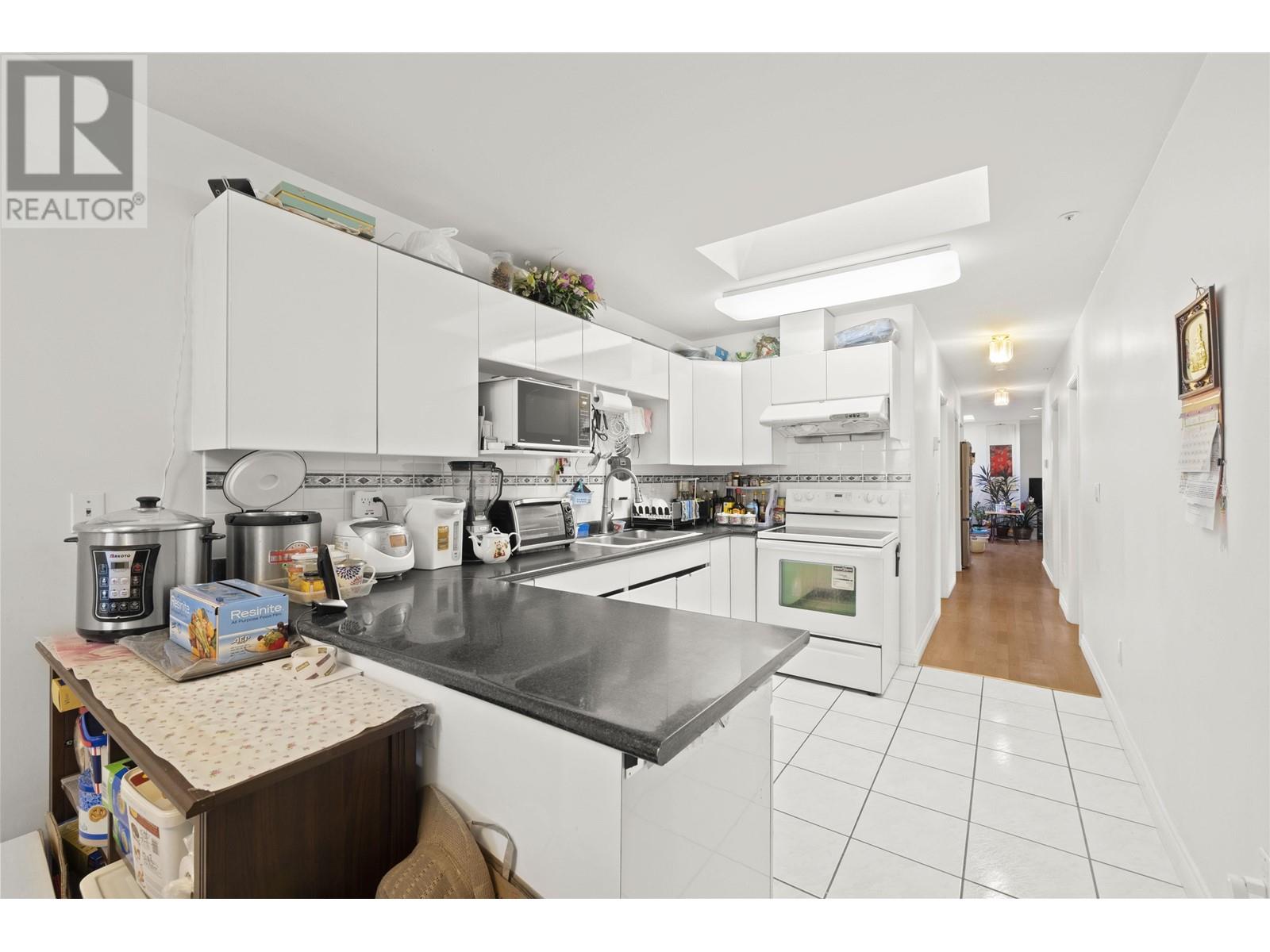 6208 Beatrice Street, Vancouver, British Columbia  V5P 3R4 - Photo 9 - R2819521
