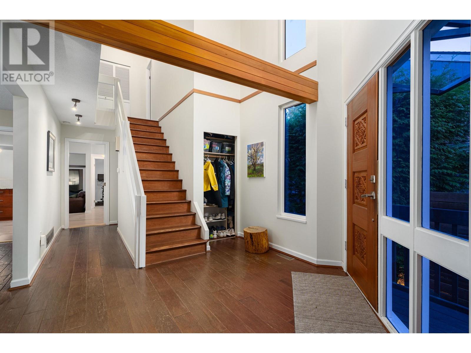5644 White Pine Lane, North Vancouver, British Columbia  V7R 4S1 - Photo 11 - R2819713