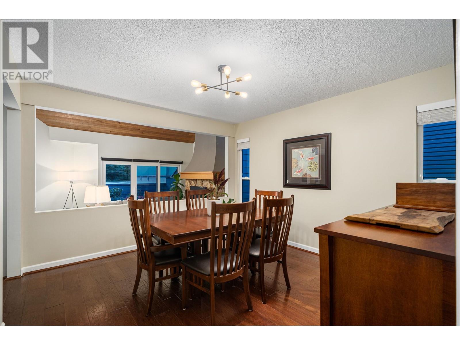5644 White Pine Lane, North Vancouver, British Columbia  V7R 4S1 - Photo 8 - R2819713