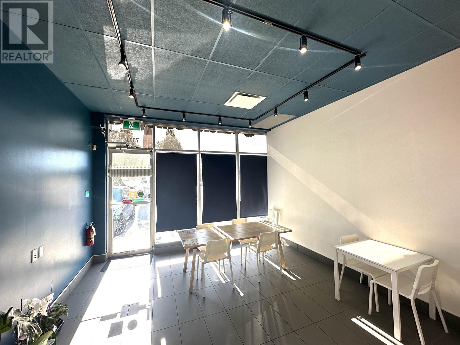 7531 Market Crossing, Burnaby, British Columbia  V5J 0A3 - Photo 2 - C8054546