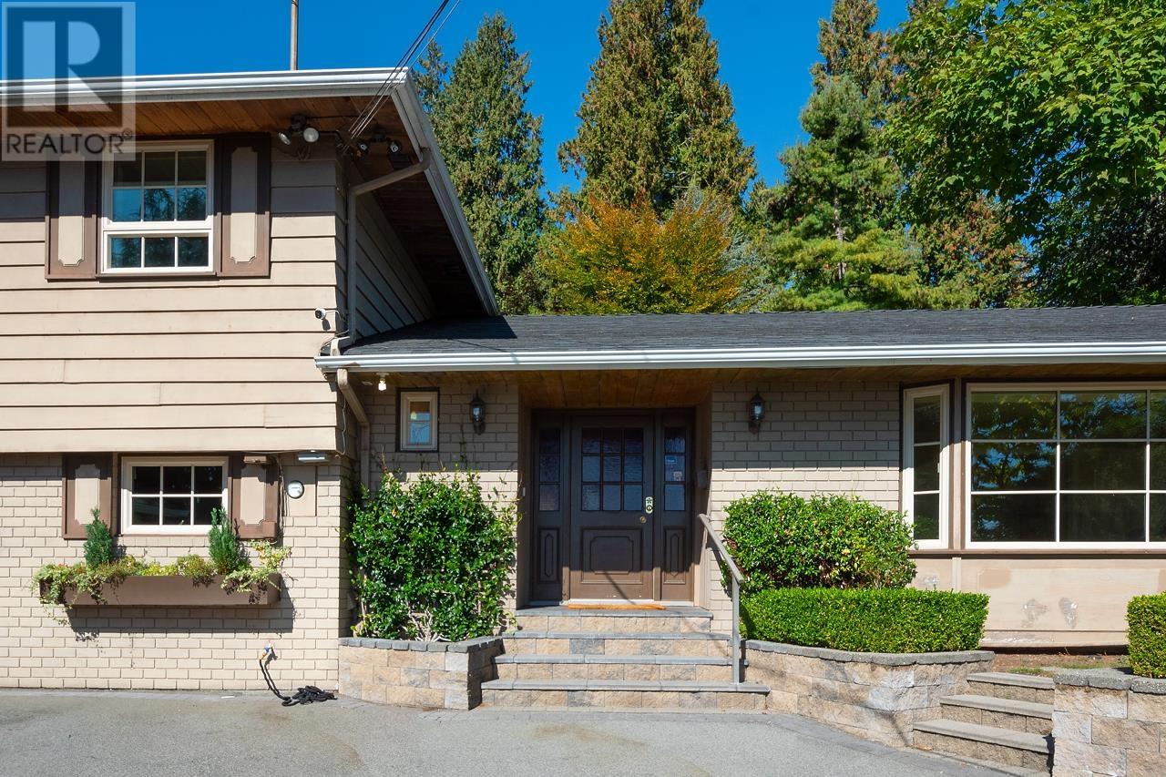 1985 Queens Avenue, West Vancouver, British Columbia  V7V 2X8 - Photo 4 - R2819757