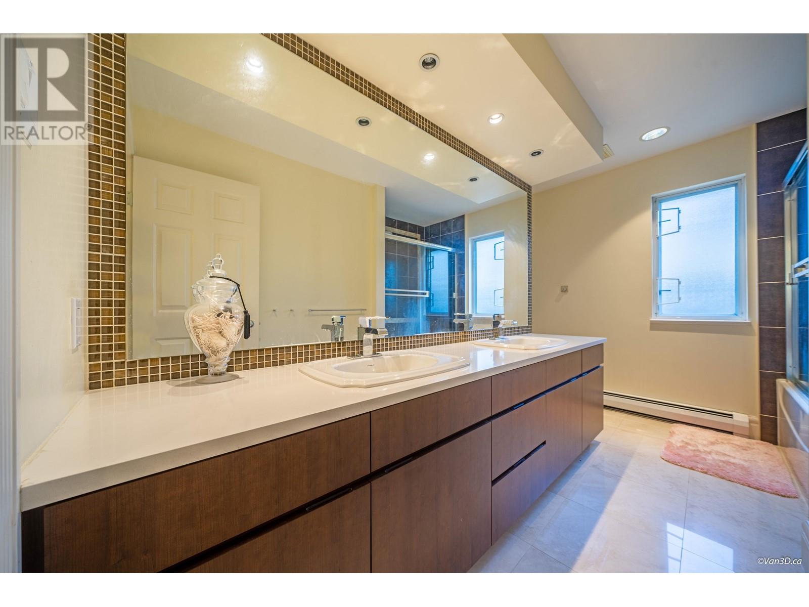 1868 W 61st Avenue, Vancouver, British Columbia  V6P 2C4 - Photo 16 - R2819159