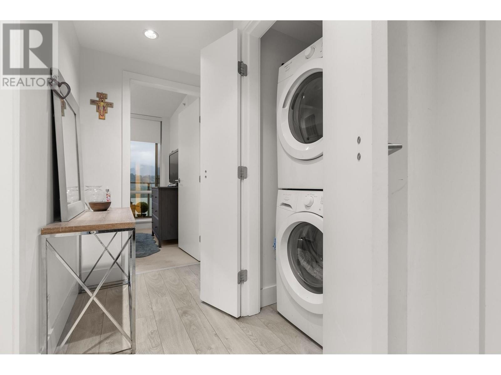 1909 1550 Fern Street, North Vancouver, British Columbia  V7J 0A9 - Photo 11 - R2819755