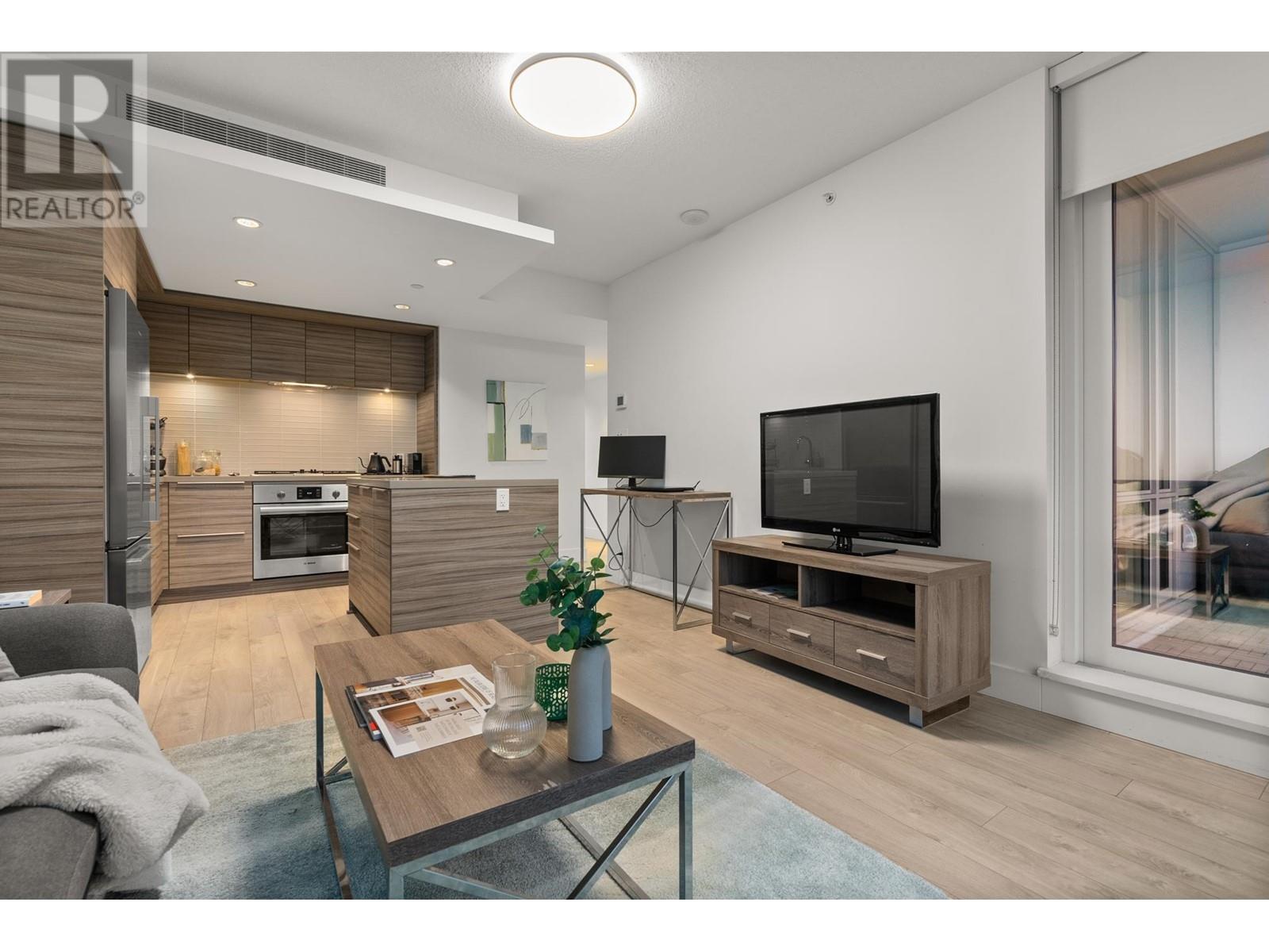1909 1550 FERN STREET, north vancouver, British Columbia