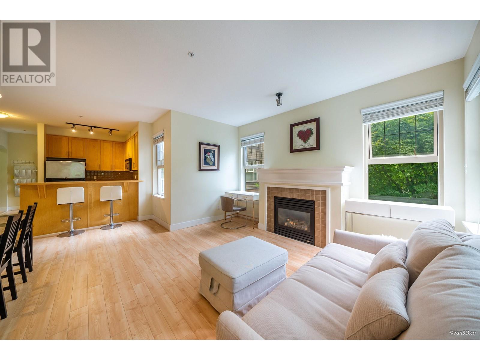 2207 4625 Valley Drive, Vancouver, British Columbia  V6J 5L7 - Photo 3 - R2819810