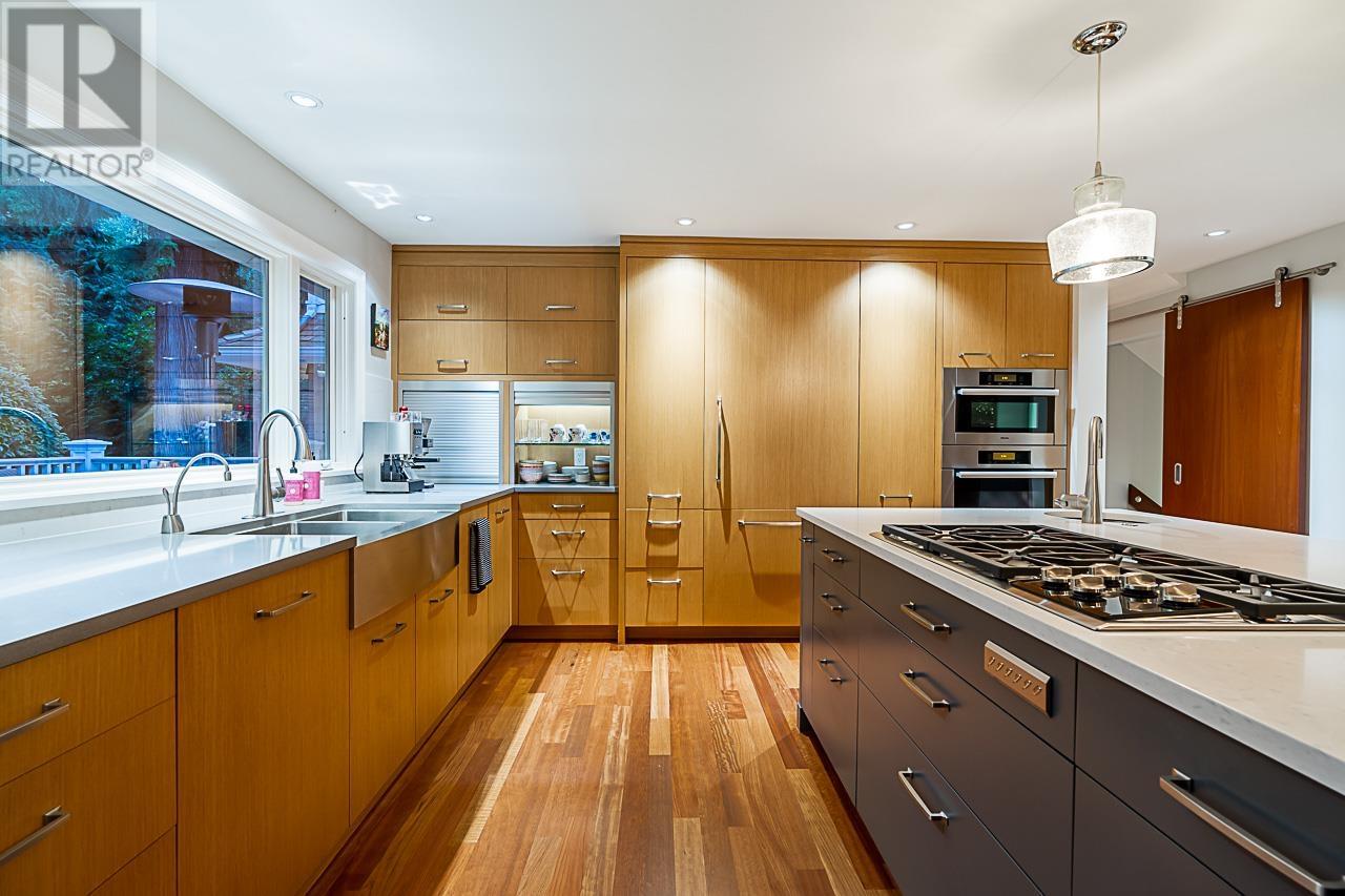 2997 Rosebery Avenue, West Vancouver, British Columbia  V7V 3A8 - Photo 14 - R2819789