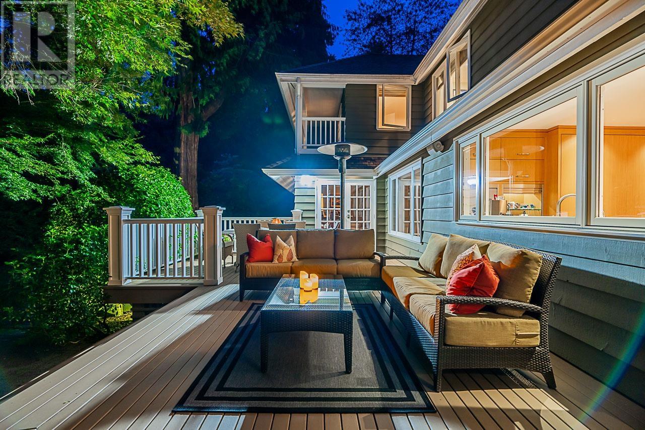 2997 Rosebery Avenue, West Vancouver, British Columbia  V7V 3A8 - Photo 38 - R2819789