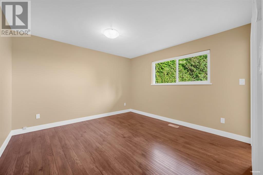 3884 Lonsdale Avenue, North Vancouver, British Columbia  V7N 3K6 - Photo 11 - R2819808