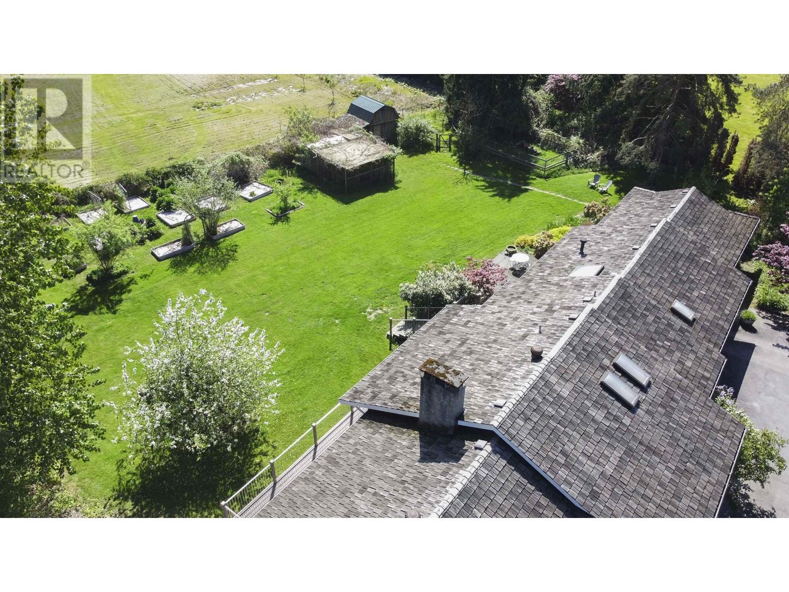 12768 Blackstock Street, Maple Ridge, British Columbia  V2X 4P5 - Photo 5 - R2785358