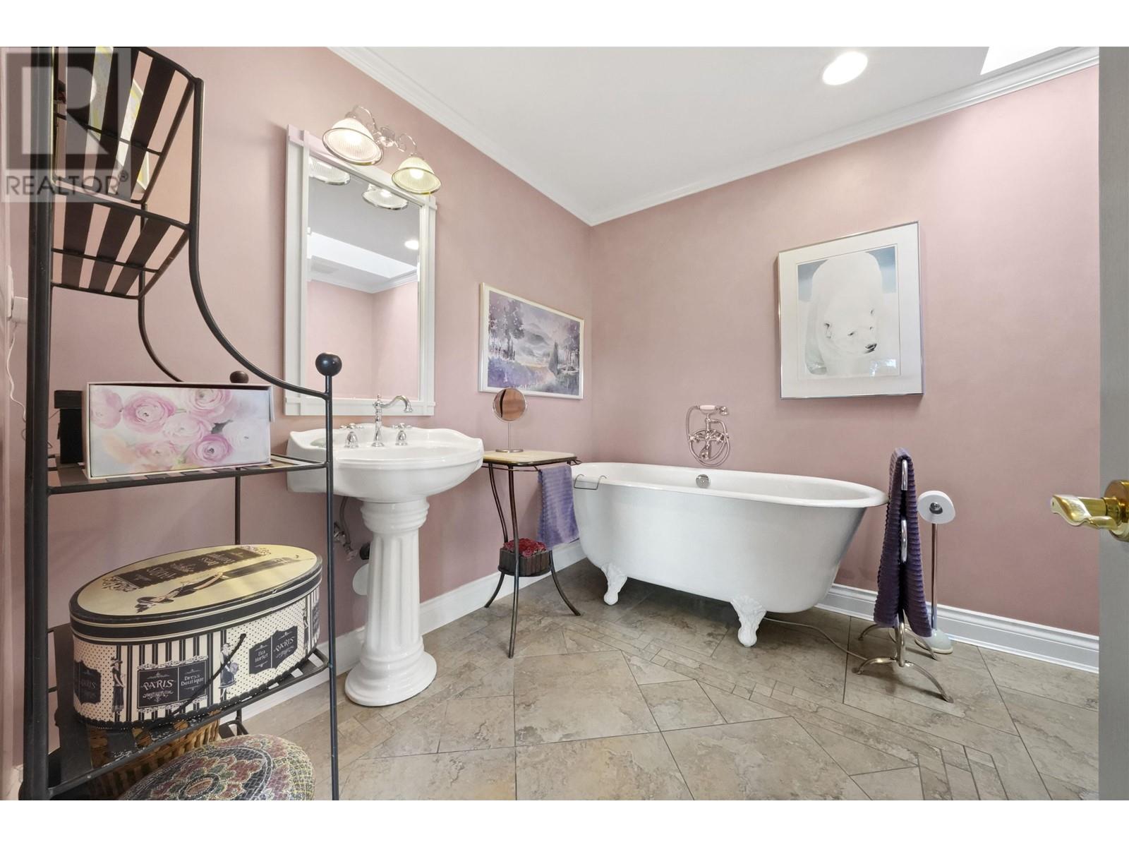 12768 Blackstock Street, Maple Ridge, British Columbia  V2X 4P5 - Photo 31 - R2785358