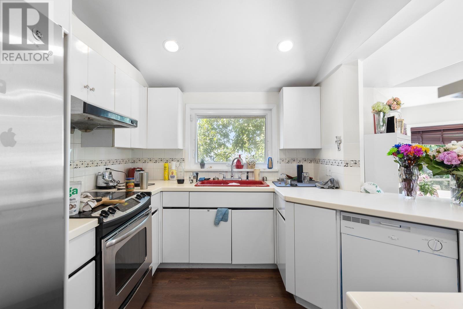 1955 22nd Street, West Vancouver, British Columbia  V7V 4E7 - Photo 12 - R2816813