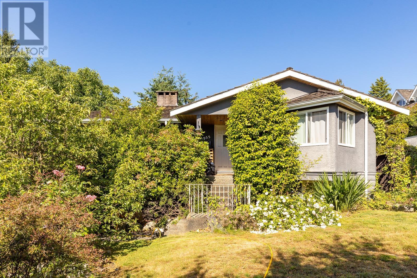 1955 22nd Street, West Vancouver, British Columbia  V7V 4E7 - Photo 21 - R2816813