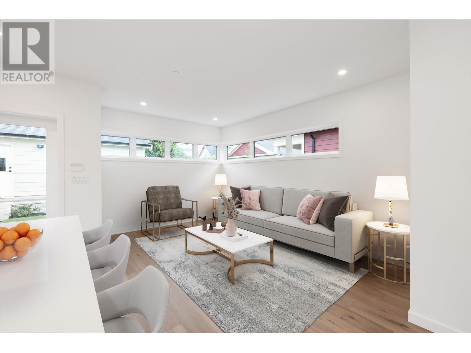 608 E 9th Street, North Vancouver, British Columbia  V7L 2B7 - Photo 10 - R2818228