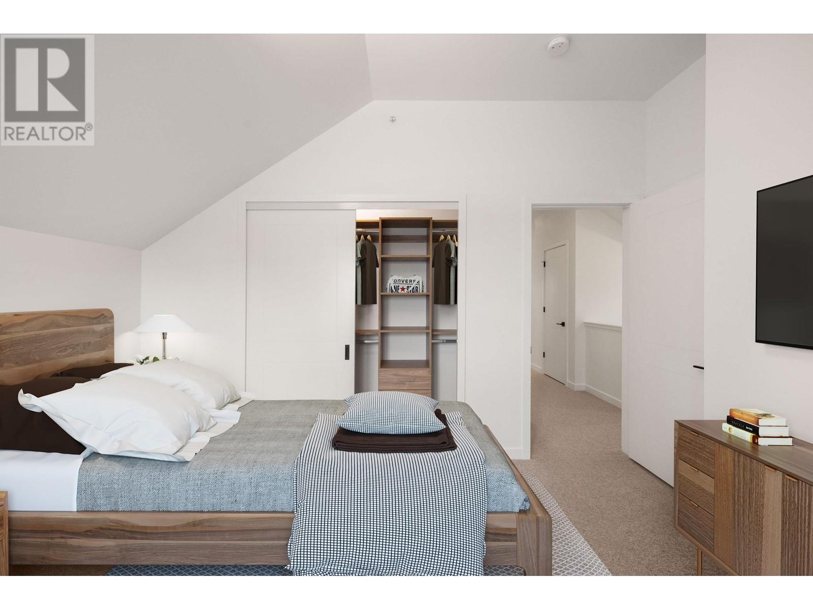 608 E 9th Street, North Vancouver, British Columbia  V7L 2B7 - Photo 24 - R2818228