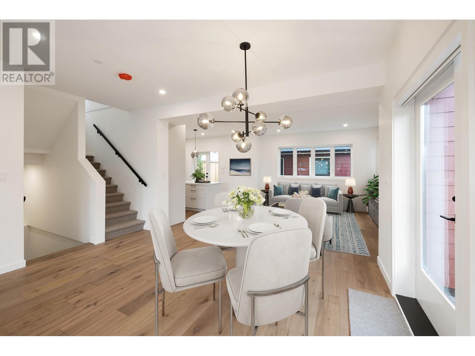 614 E 9th Street, North Vancouver, British Columbia  V7L 2B7 - Photo 10 - R2818229
