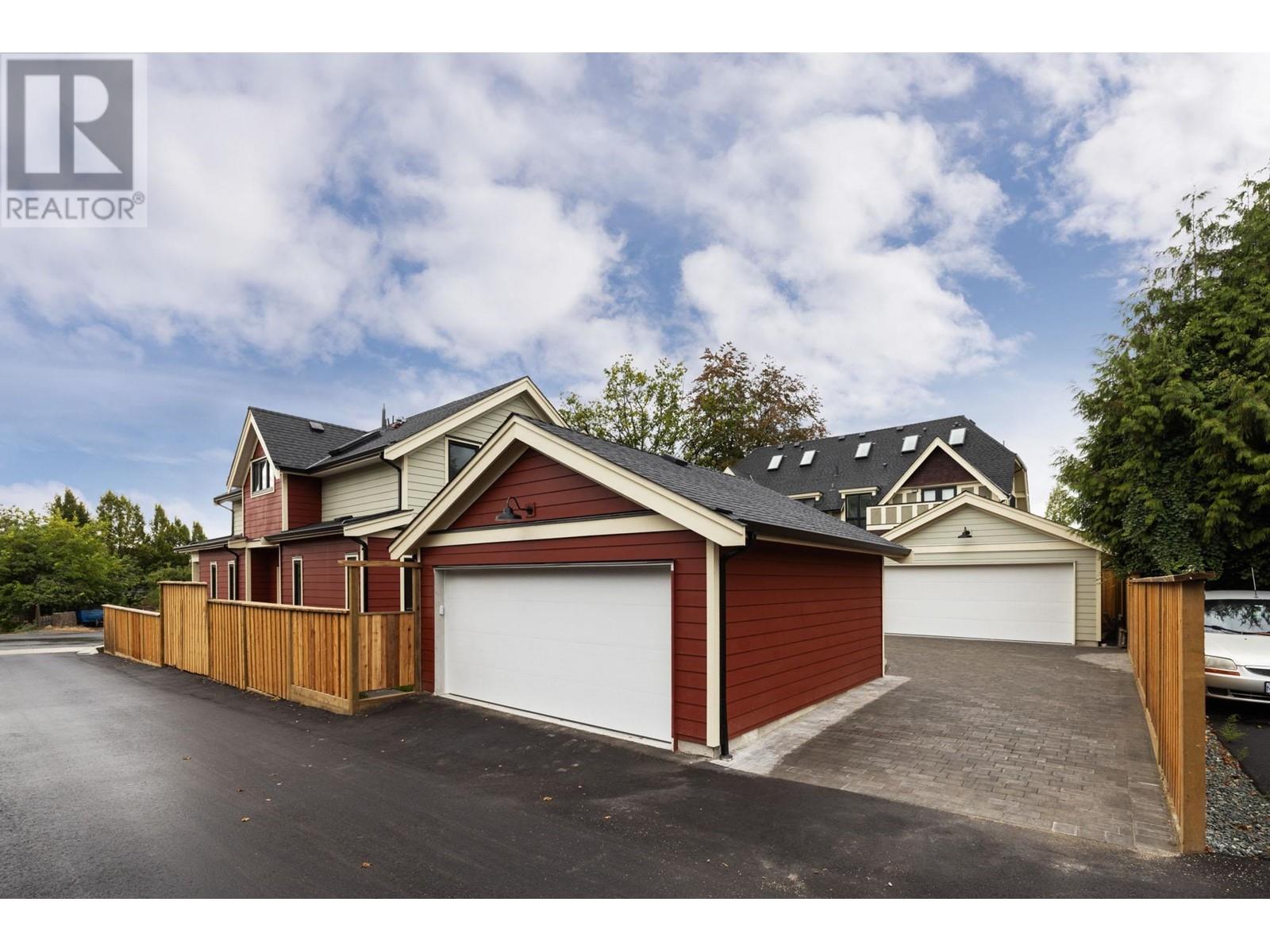 614 E 9th Street, North Vancouver, British Columbia  V7L 2B7 - Photo 38 - R2818229