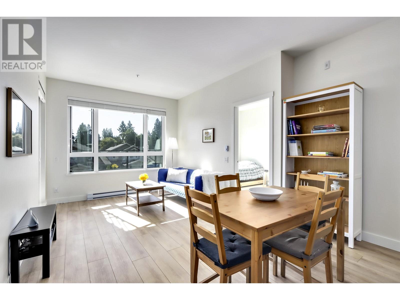 322 721 Anskar Court, Coquitlam, British Columbia  V3J 0L4 - Photo 2 - R2819834