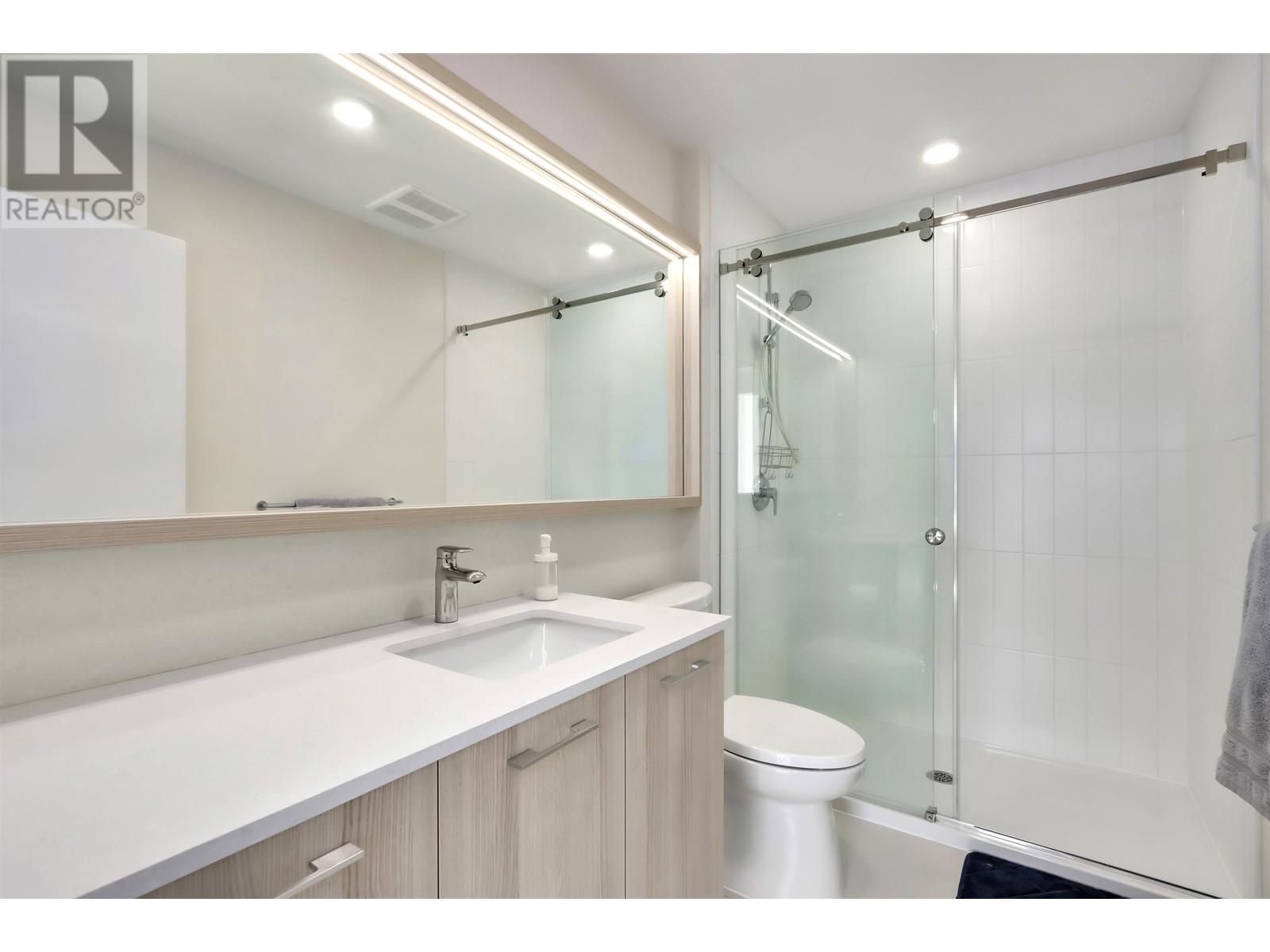 322 721 Anskar Court, Coquitlam, British Columbia  V3J 0L4 - Photo 9 - R2819834