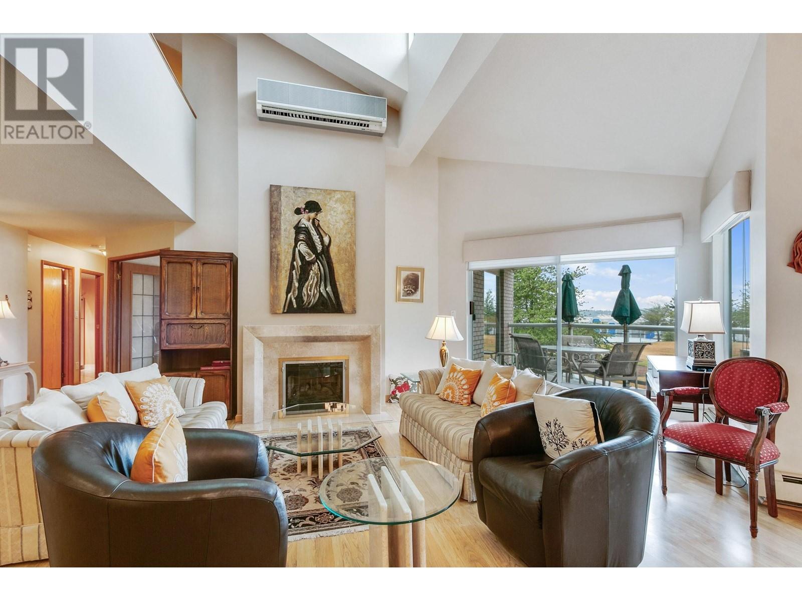 1304 33 Chesterfield Place, North Vancouver, British Columbia  V7M 3K4 - Photo 11 - R2819937