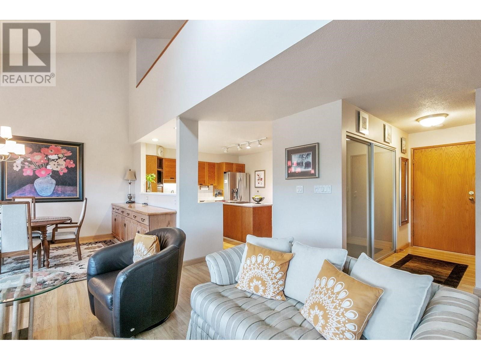 1304 33 Chesterfield Place, North Vancouver, British Columbia  V7M 3K4 - Photo 12 - R2819937