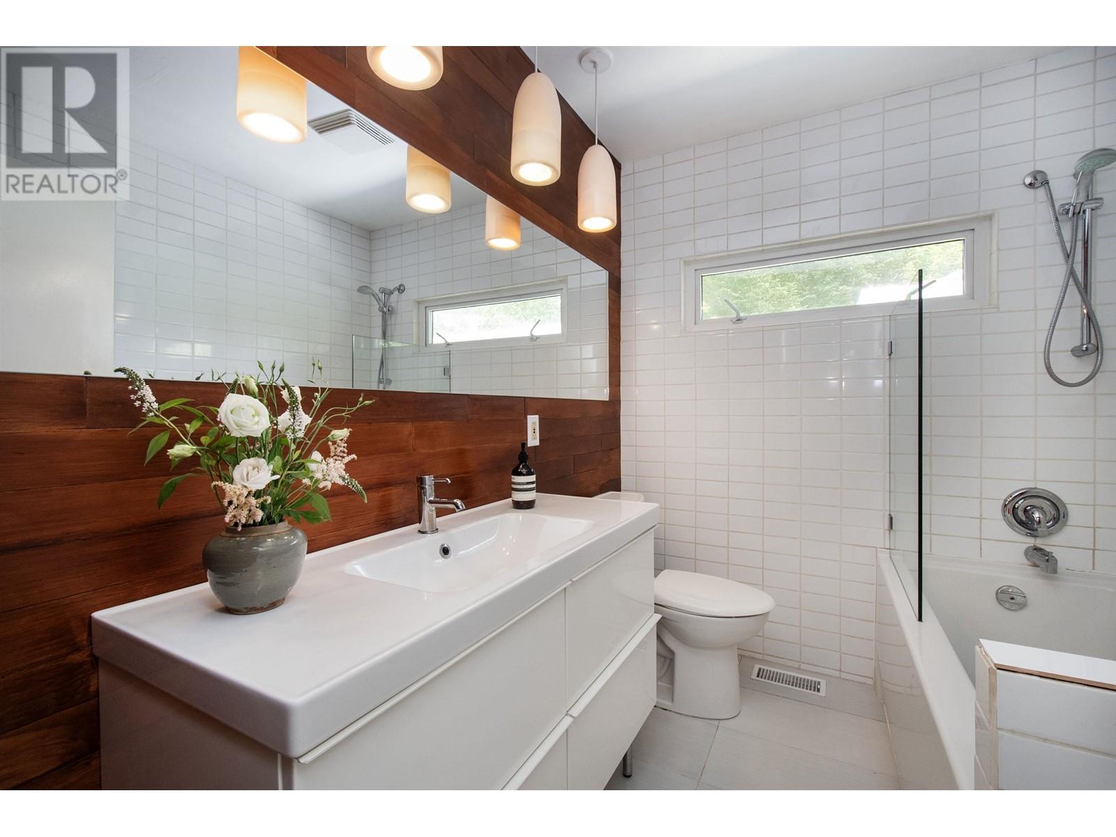 3588 Norwood Avenue, North Vancouver, British Columbia  V7N 3P5 - Photo 17 - R2819851