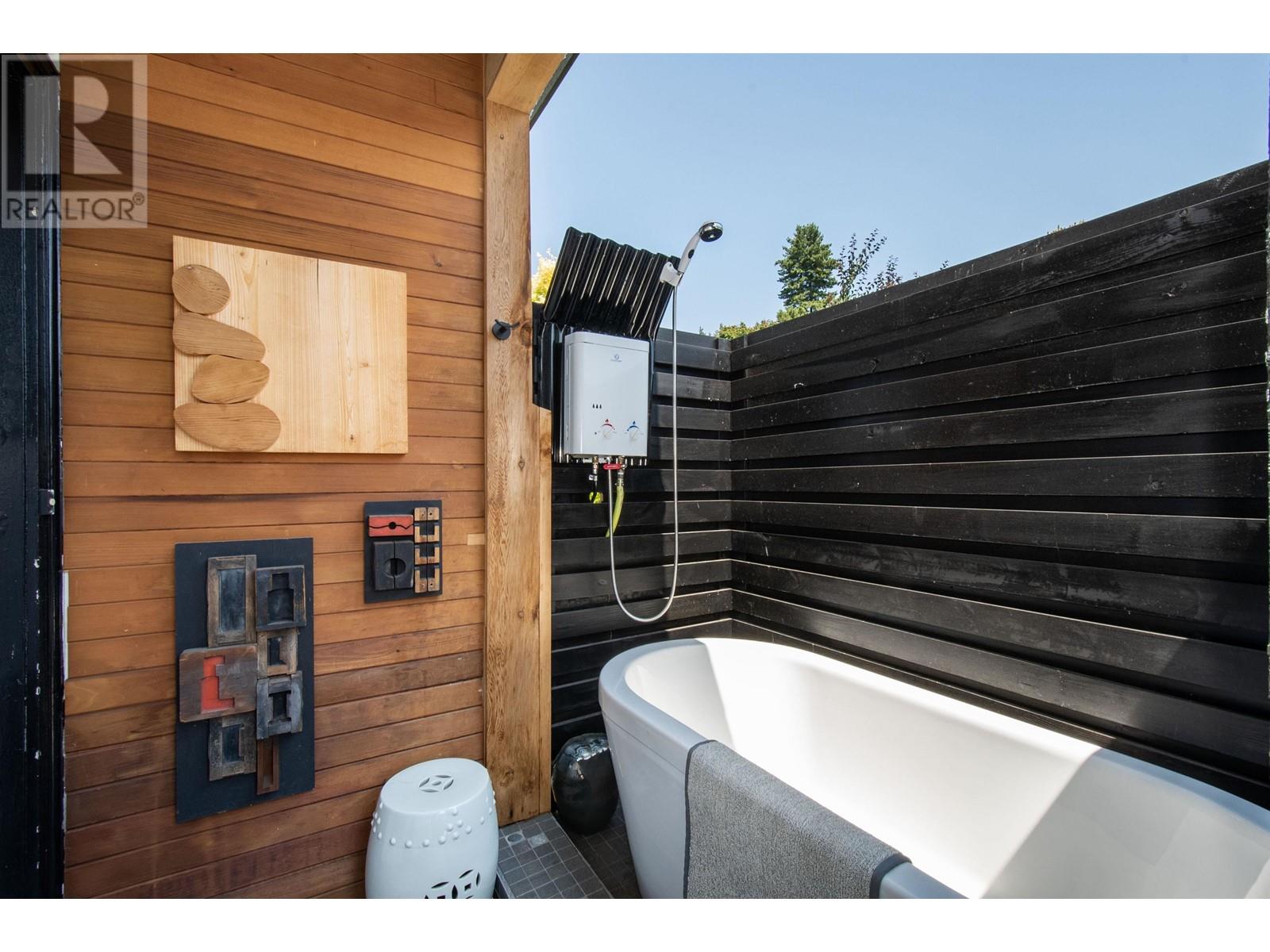 3588 Norwood Avenue, North Vancouver, British Columbia  V7N 3P5 - Photo 32 - R2819851