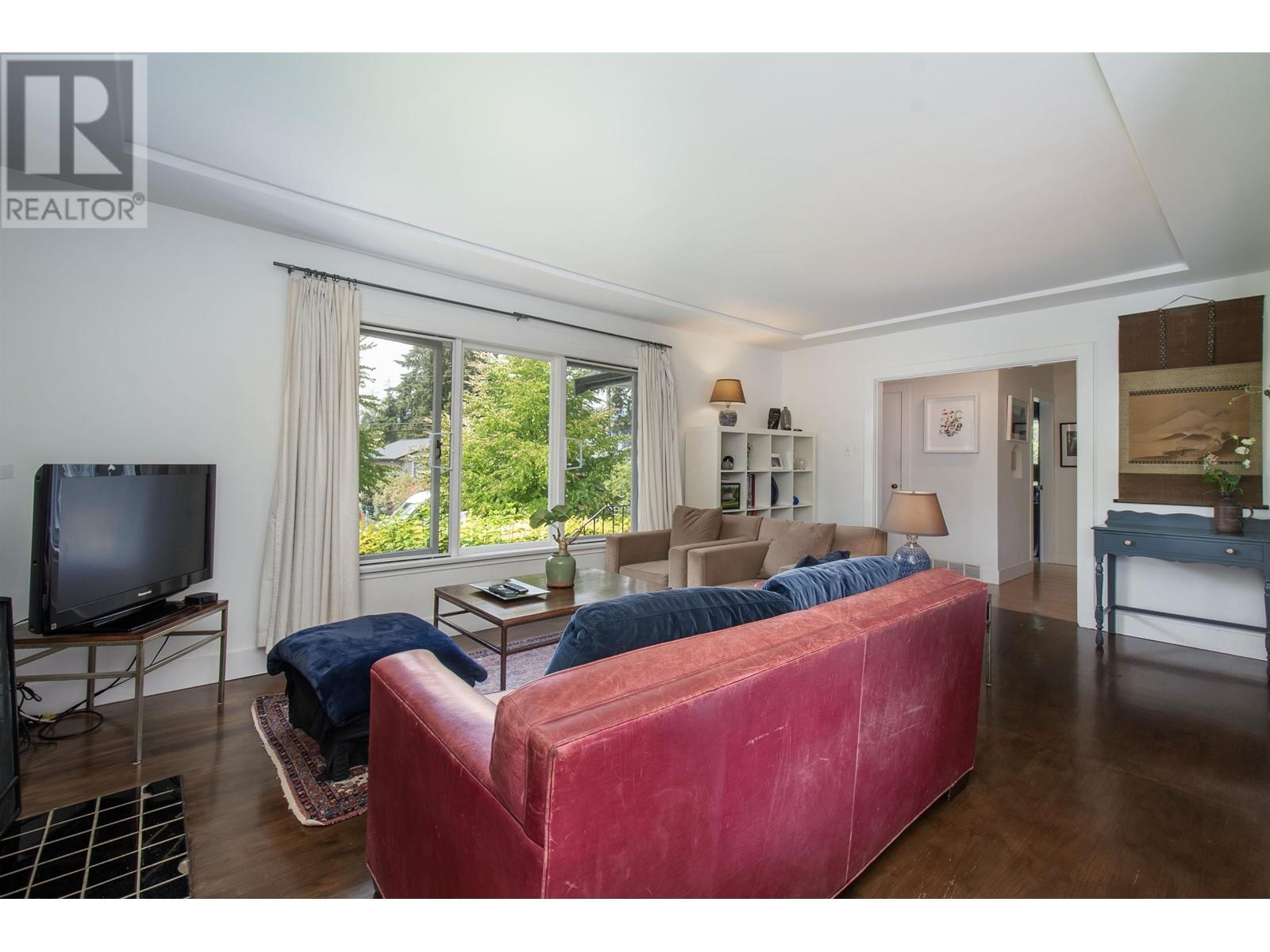 3588 Norwood Avenue, North Vancouver, British Columbia  V7N 3P5 - Photo 6 - R2819851