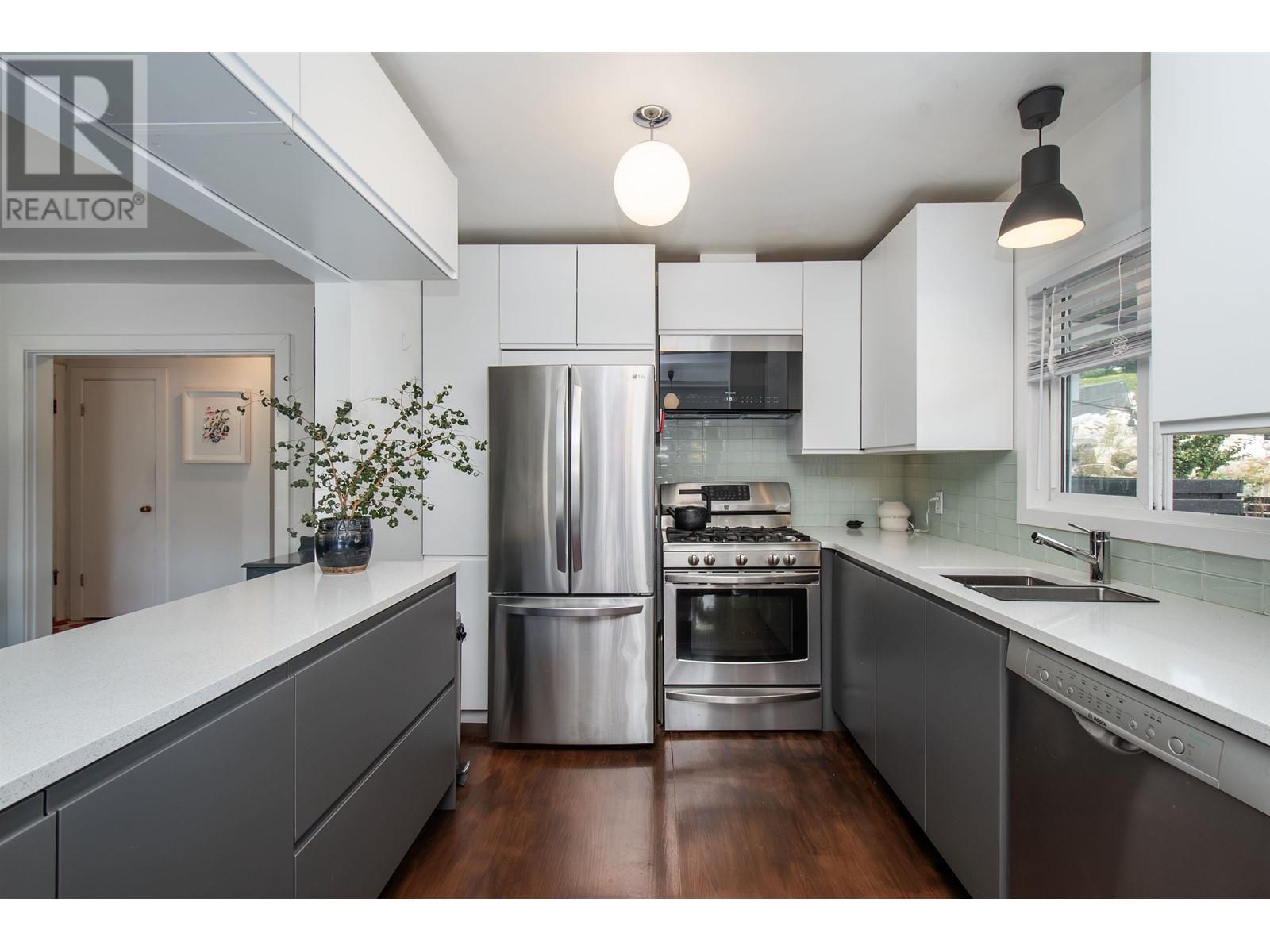 3588 Norwood Avenue, North Vancouver, British Columbia  V7N 3P5 - Photo 7 - R2819851