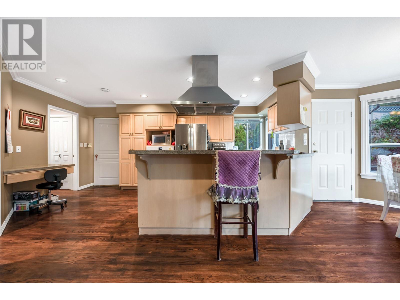 2655 Sandstone Crescent, Coquitlam, British Columbia  V3E 2T8 - Photo 5 - R2819905