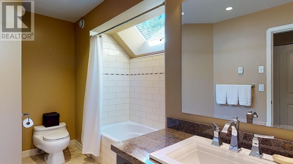 1356 Roberts Creek Road, Roberts Creek, British Columbia  V0N 2W1 - Photo 24 - R2819921