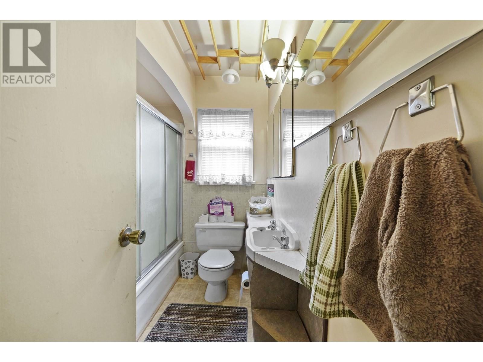 5712 Crown Street, Vancouver, British Columbia  V6N 2B7 - Photo 11 - R2819559