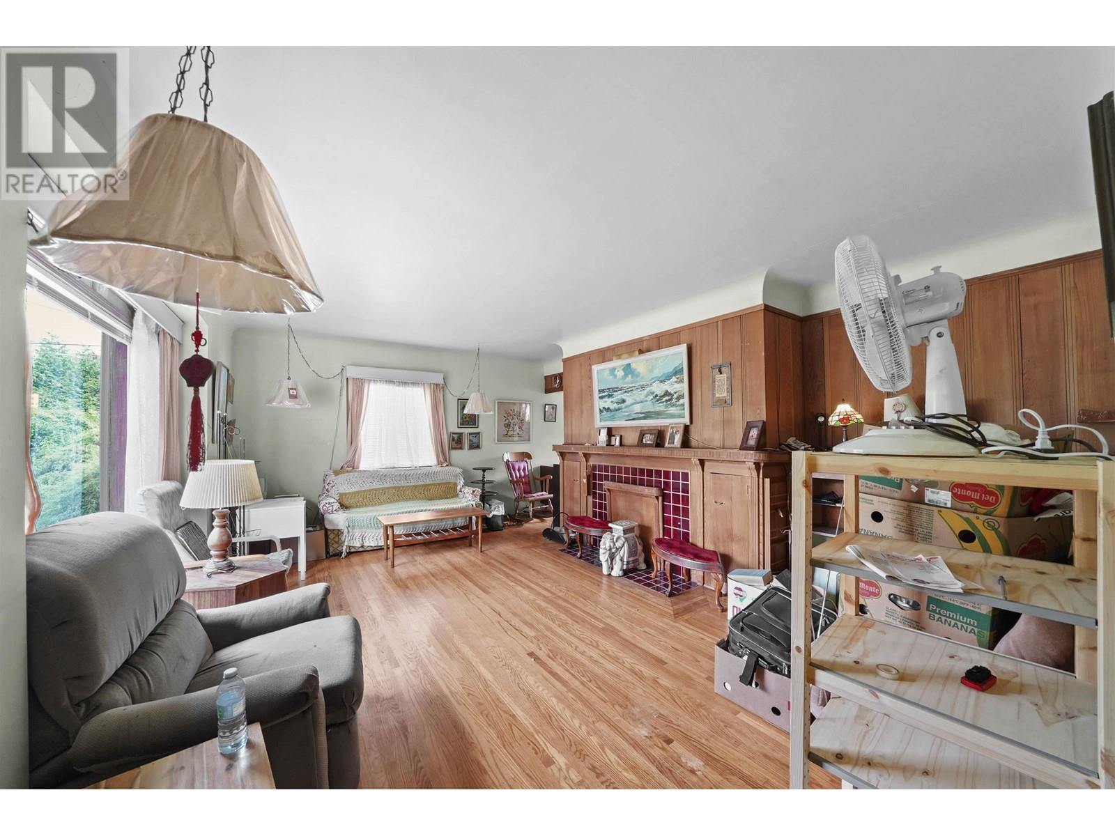 5712 Crown Street, Vancouver, British Columbia  V6N 2B7 - Photo 2 - R2819559