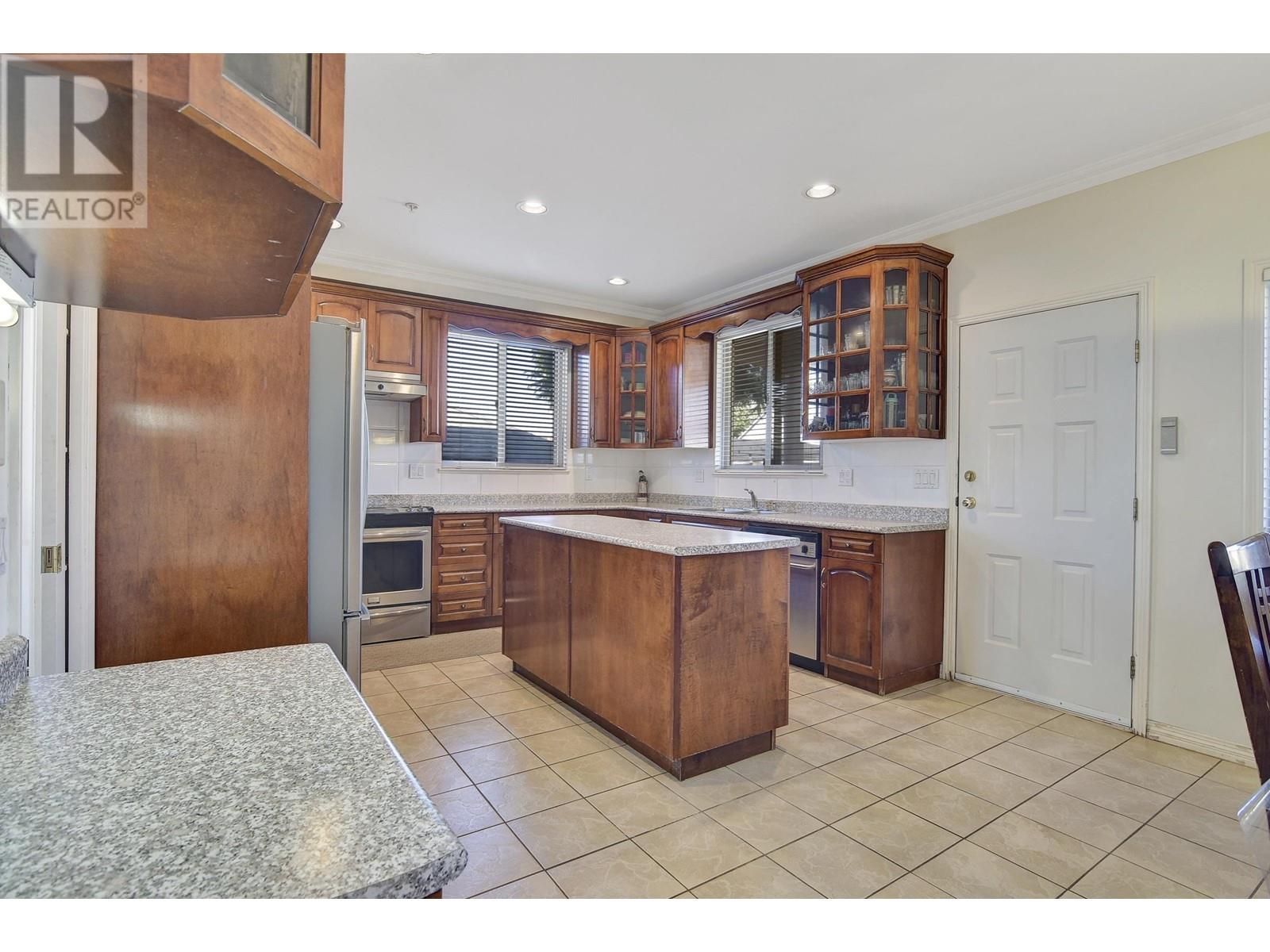 453 E 50 Avenue, Vancouver, British Columbia  V5X 1A9 - Photo 10 - R2819481