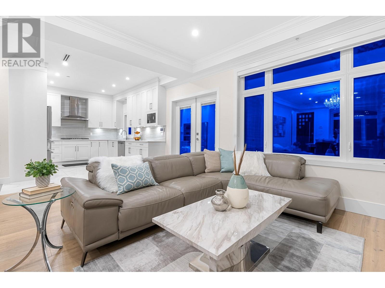 142 E 43rd Avenue, Vancouver, British Columbia  V5W 1S9 - Photo 10 - R2819191