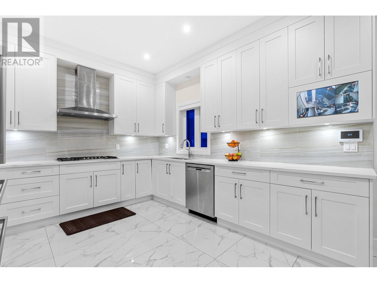 142 E 43rd Avenue, Vancouver, British Columbia  V5W 1S9 - Photo 11 - R2819191