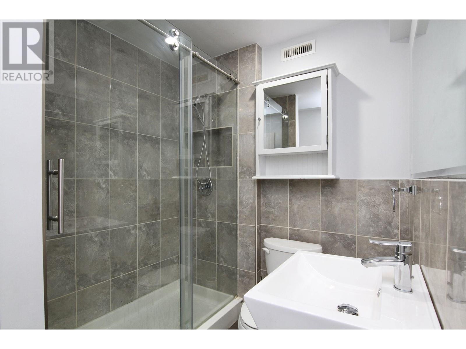 117 21868 Lougheed Highway, Maple Ridge, British Columbia  V2X 2S4 - Photo 25 - R2819829