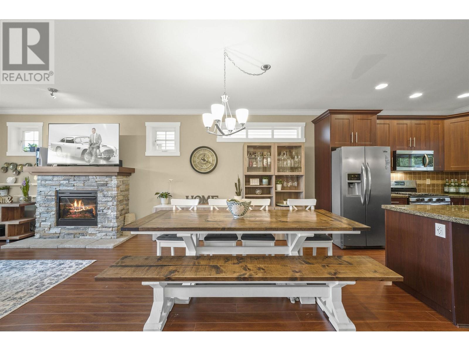 23166 Gilbert Drive, Maple Ridge, British Columbia  V4R 0C3 - Photo 6 - R2819876